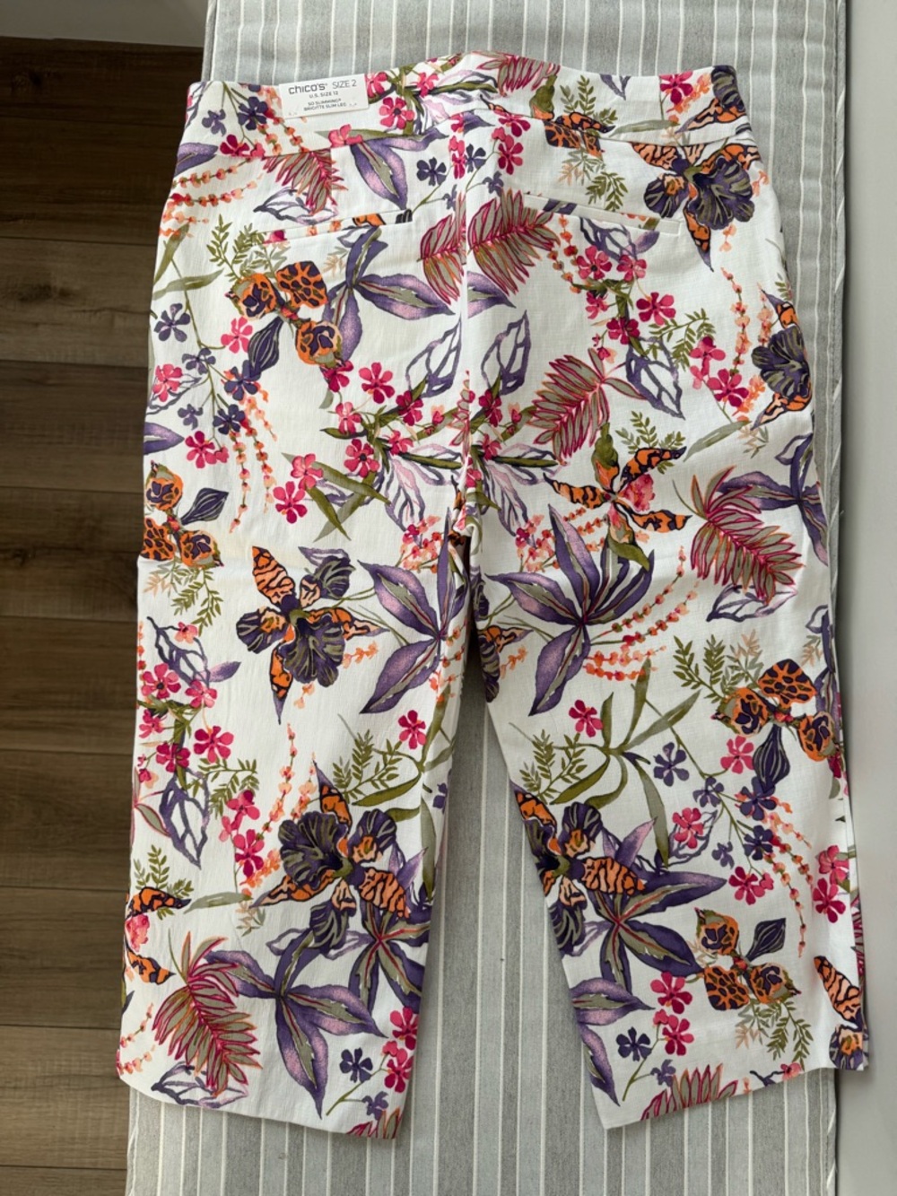 Chico's White Capri Pants with Purple, Pink & Orange Floral Print